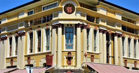 The County Hotel in Napier, New Zealand - Encircle Photos