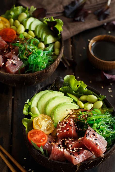 Hawaiian tuna poke bowl stock image. Image of grey, legumes - 145535181