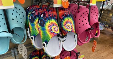 Knockoff Kids Crocs Only $8.98 at Walmart