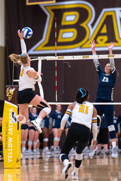 Baldwin Wallace Yellow Jackets Volleyball | Erik Drost | Flickr