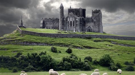 Ghost Tours Ireland - Haunted Houses & Castles - Paranormal Travel