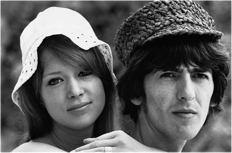 Pattie Boyd and George Harrison | © Pleasurephoto