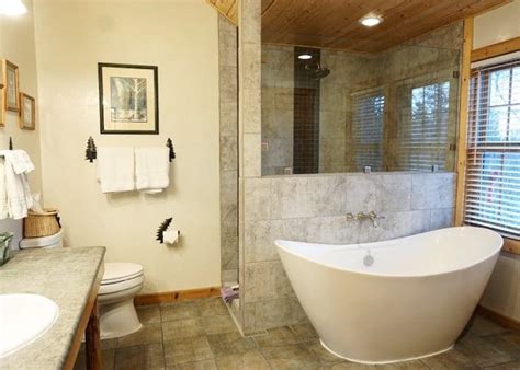 Rooms & Suites | Hidden Moose Lodge | Lodging Whitefish Montana