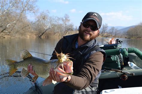 Destination Virginia: Fly Fishing for Massive Musky, Trout, Bass, and More with Mossy Creek Fly ...