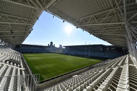 S-a pus lacătul pe stadionul Arcul de Triumf. De ce nu este folosită arena de 37 milioane