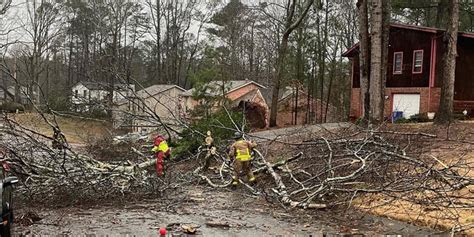 Tornado damage: 5-year-old confirmed dead in Georgia as severe weather ...