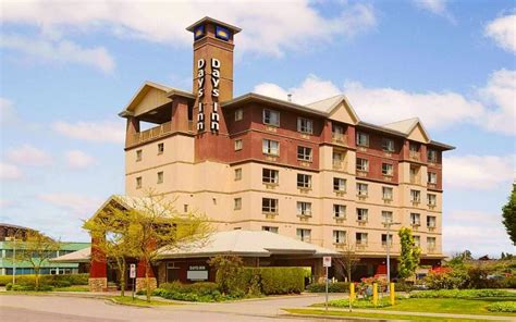 14 Epic Vancouver Airport Hotels from $109.00 - Vancouver Planner