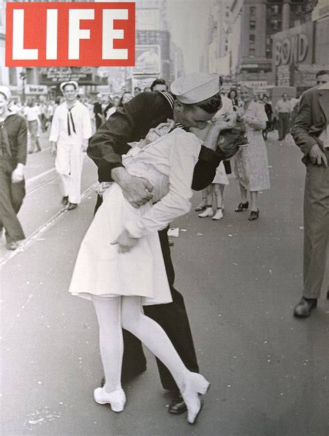 Kissing Sailor in WWII Life Magazine Cover Photo Dies | POPSUGAR Celebrity