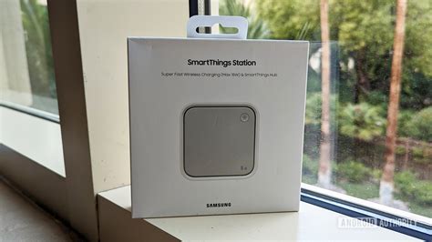 Samsung's new SmartThings Station is a hub, smart button, and wireless charger