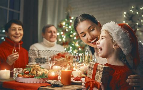 Holiday Traditions to Try with Your Family This Year