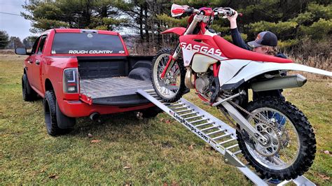 Best Motorcycle Ramps for Trucks in the USA | LongRamps