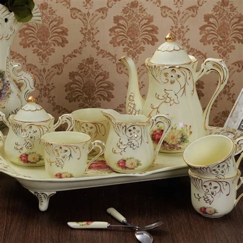 8 PIECES European tea set, coffee cup set, British afternoon tea red ...