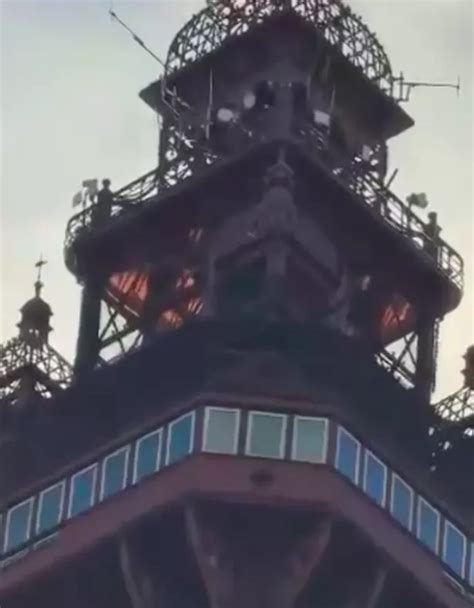 Blackpool Tower video appears to show smoke coming from top of iconic landmark - LancsLive