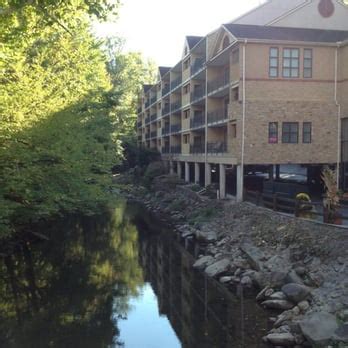 Park Place on the River Condominiums - 19 Photos - Hotels - 215 Ski Mountain Rd - Gatlinburg, TN ...