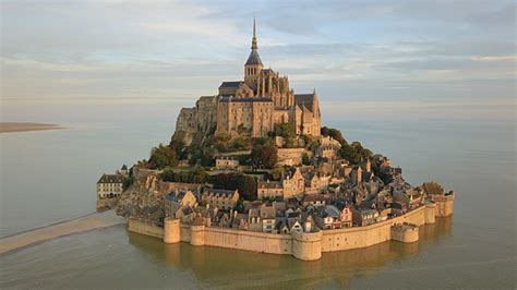 Quick history of the Mont-Saint-Michel in Normandy - Discover Walks Blog