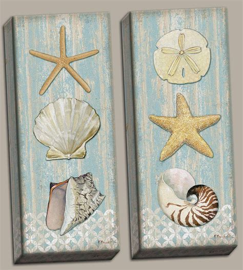 We love sand dollar decorations and beach themed wall decor, which is ...