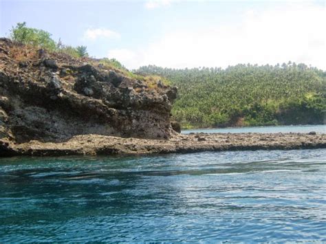 Beautiful Places for Travelers: Capul Island, Philippines