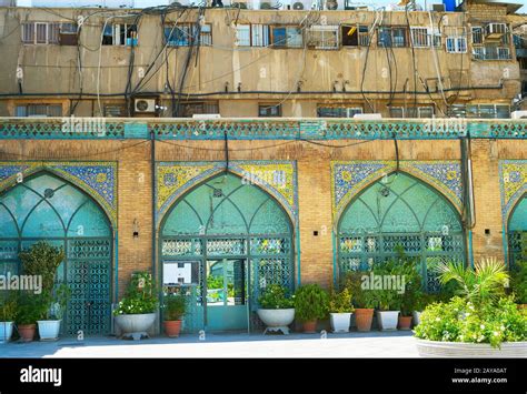 Iran traditional architecture hi-res stock photography and images - Alamy