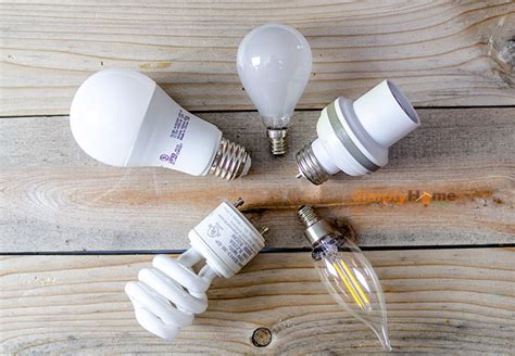 Bulb Base Types and Sizes (The Ultimate Guide) - Simply Home Tips