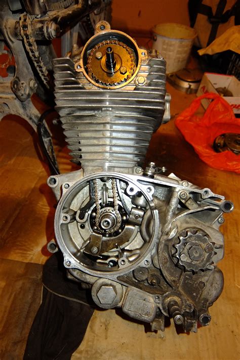 Parts for Honda CB125x year 1984.