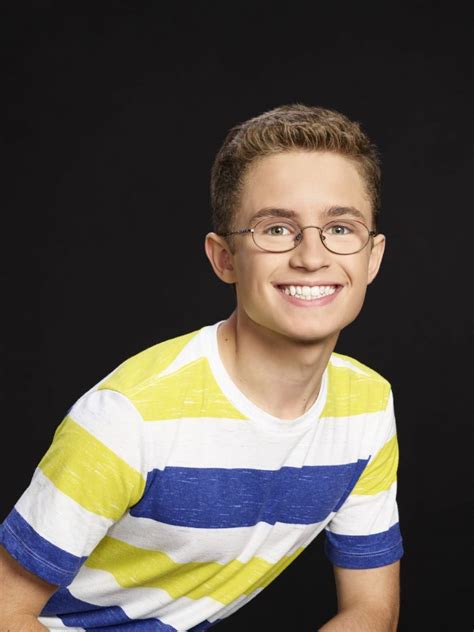 THE GOLDBERGS Season 5 Cast Promo Photos | Seat42F