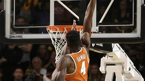 HIGHLIGHTS: Mo Bamba Throws Down Huge Dunk in Texas' Victory Over VCU | Stadium - YouTube