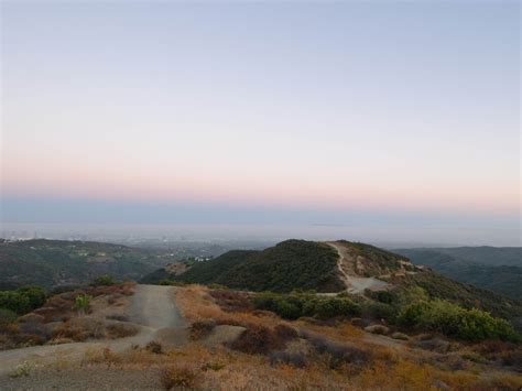 Mandeville Canyon Trail | Stunning Los Angeles Views