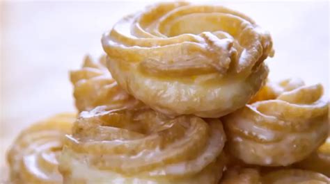 Melissa Valentine's Kitchen: French Cruller Recipe