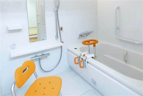 6 Best Bathtub Safety Rails for the Elderly [ Reviews] | Safer Senior Care