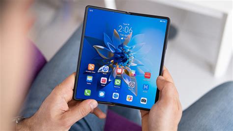 Honor hints at foldable phone plans with Magic Fold, Flip and Flex trademarks - PhoneArena