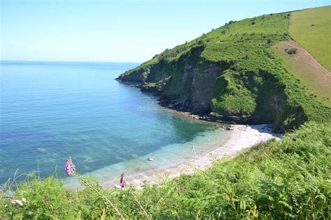 Best hidden beaches in Devon for families - Devon with Kids | Hidden ...