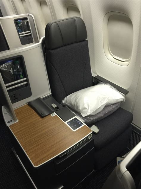 American Airlines Boeing 767 300 Business Class Seats - Business Walls