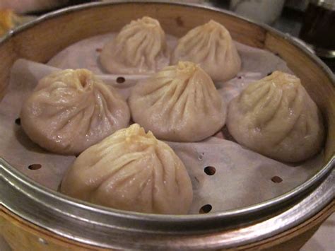 10 Shanghai Soup Dumplings – Noodle Village | ME SO HUNGRY