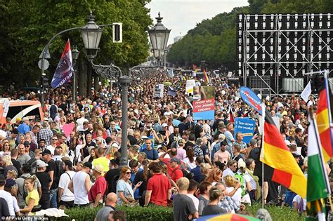 Berlin police break-up protest for failing to socially-distance | Daily Mail Online