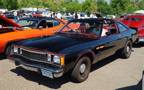 File:1980 Plymouth Volare Roadrunner (26556139324).jpg - Wikimedia Commons