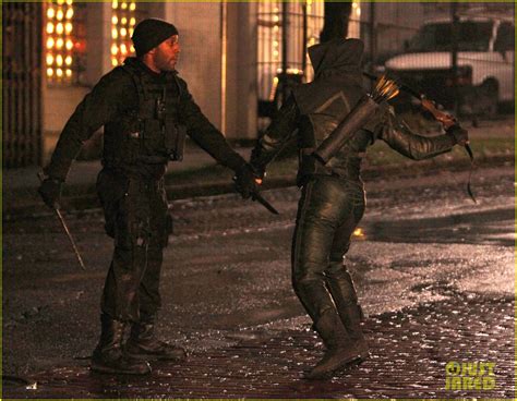 Stephen Amell: Late Night 'Arrow' Fight Scenes!: Photo 2758280 | Annie Ilonzeh Photos | Just ...