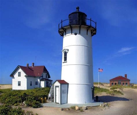 The World’s Best Lighthouses | Lighthouse pictures, New england lighthouses, Lighthouse photos