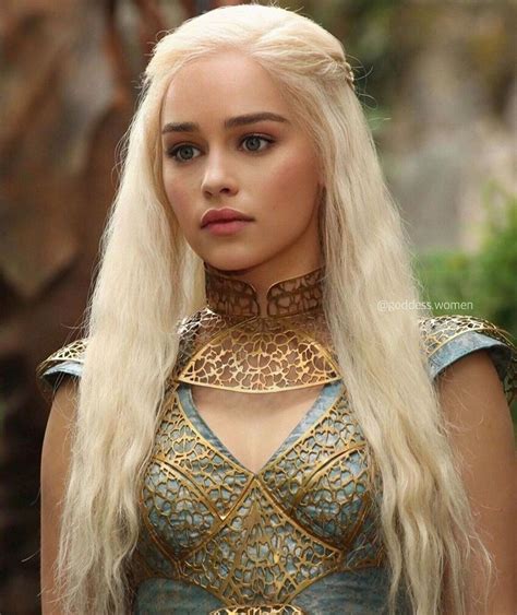 #emiliaclarke | Game of thrones costumes, Emilia clarke, Mother of dragons