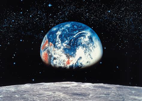 🔥 [46+] Earthrise from Moon Wallpapers | WallpaperSafari