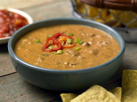 Chili Queso: Hormel Chili and Velveeta | Chili cheese dips, Hormel recipes, Chili dip