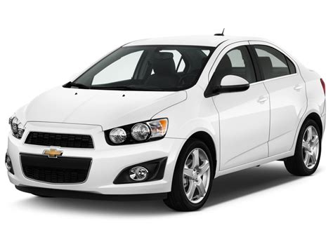 Image: 2016 Chevrolet Sonic 4-door Sedan Auto LTZ Angular Front ...