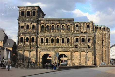 Porta Nigra (Trève), Allemagne photo et image | deutschland, europe, rheinland-pfalz Images ...