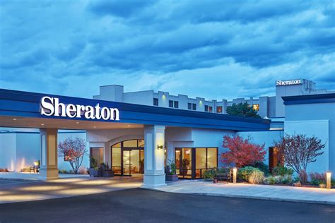 PDX Airport Hotels with Suites | Sheraton Portland Airport Hotel