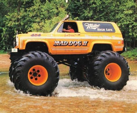 Pin by Myke Martini on Mud/Monster trucks | Monster truck cars, Big monster trucks, Monster trucks