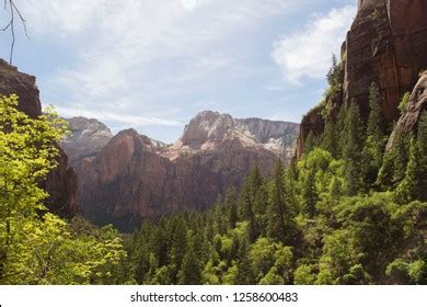 Zion National Park Scenery Stock Photo 1258600483 | Shutterstock