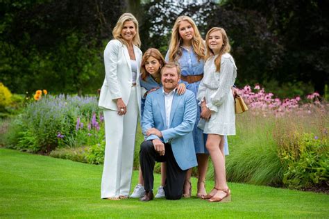 Photo sessions with King Willem-Alexander and his family | Photos ...