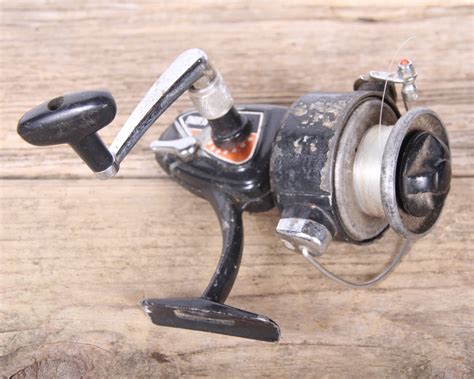 Antique Fishing Reel / Pflueger Akron No 1893 Bait Casting Fishing Reel / Fishing Decor ...