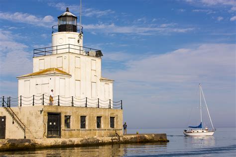 Manitowoc, Wisconsin. Lighthouse Photo by Mike Roemer - Ice Age Trail Alliance