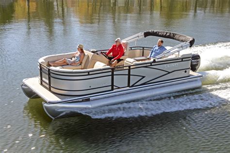 Lund debuts new line of pontoon boats - Trade Only Today