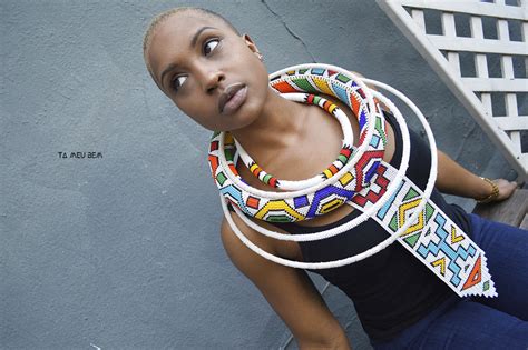 Ndebele South African Beadwork — Ta Meu Bem